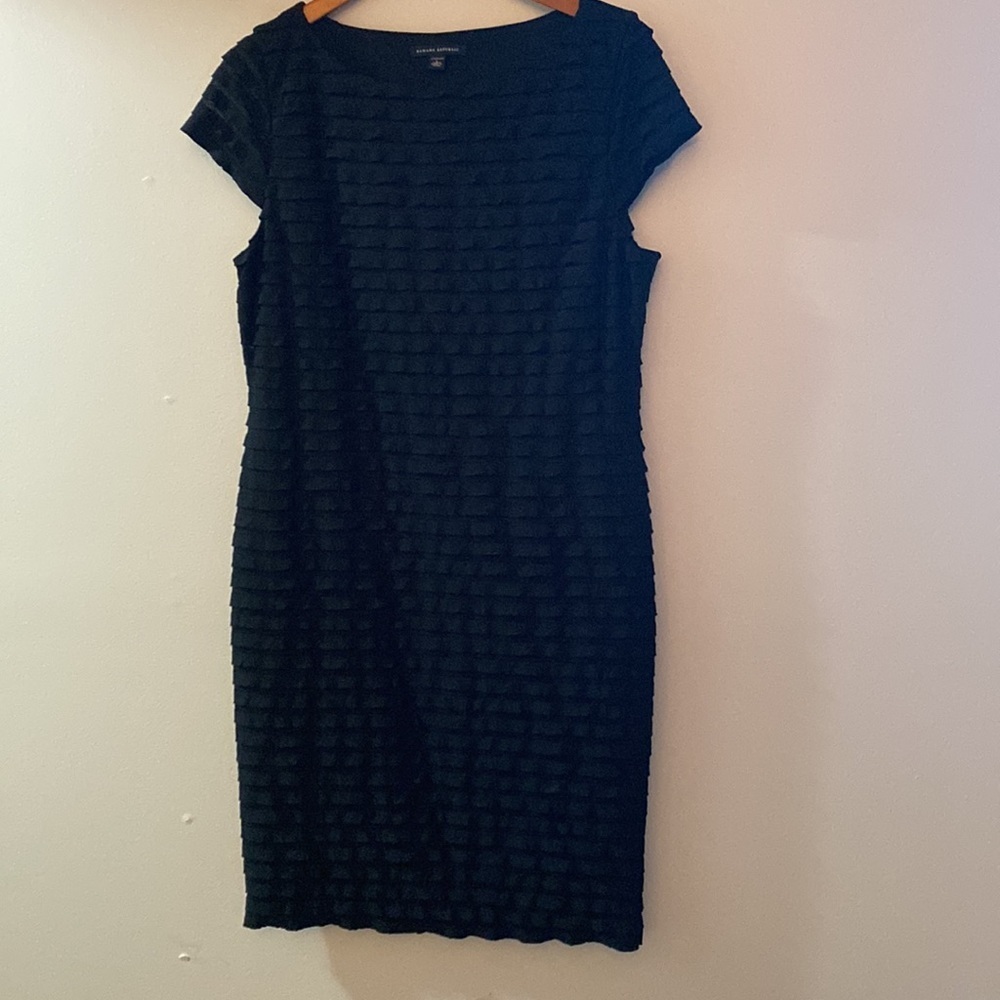 Black dress, Banana Republic - Picture 2 of 3